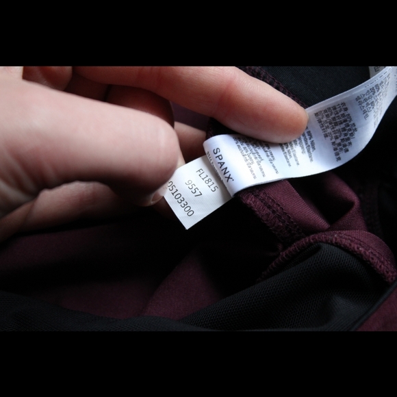 Spanx micro ribbed leggings in clour fine wine (dark red/purple) - Picture 5 of 5